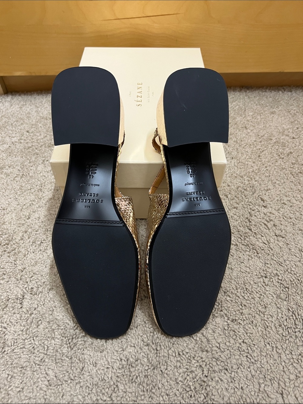 Sezane Paula Babies Embossed Gold - Size US 11 - Picture 4 of 9